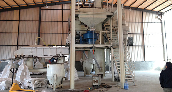 鶴壁耐火材料生產現場